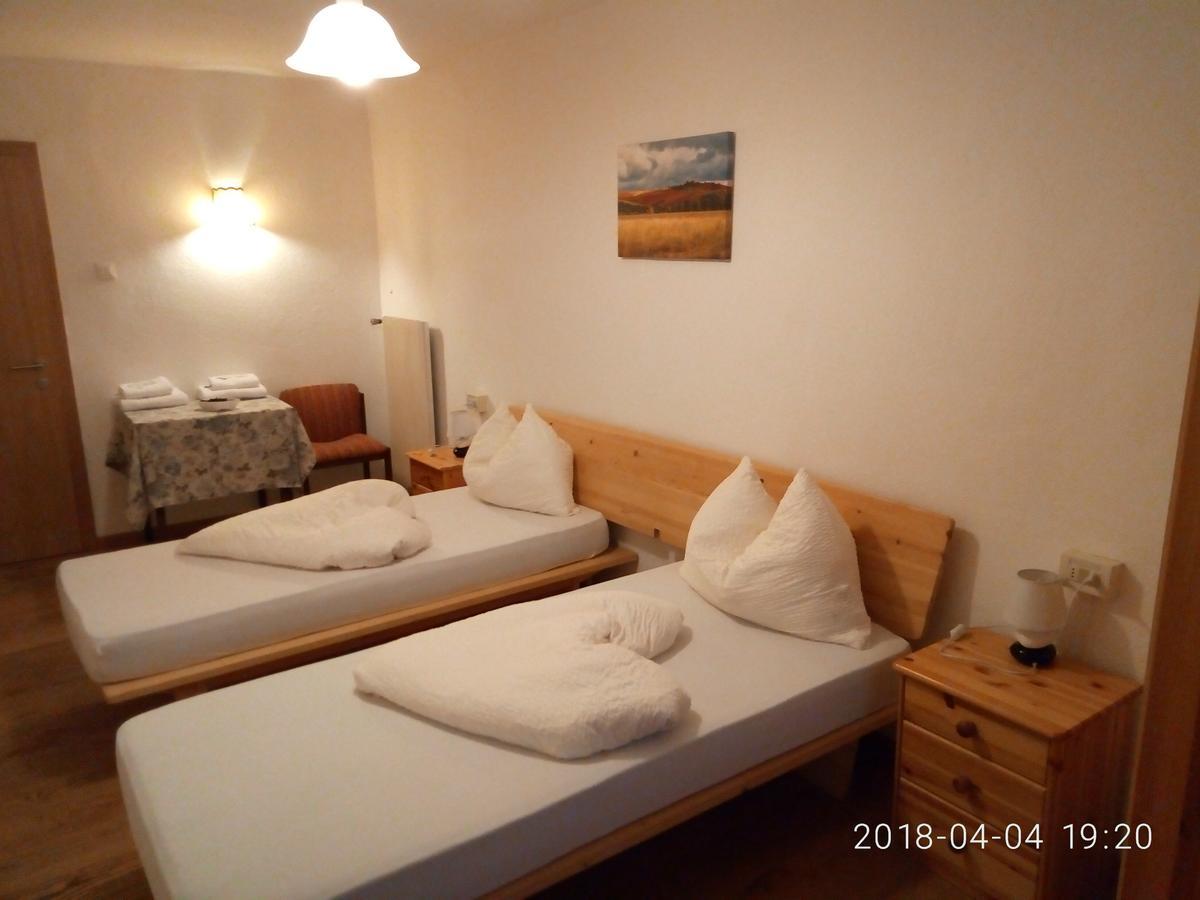Gasthof Mondschein Hotell Merano Exteriör bild