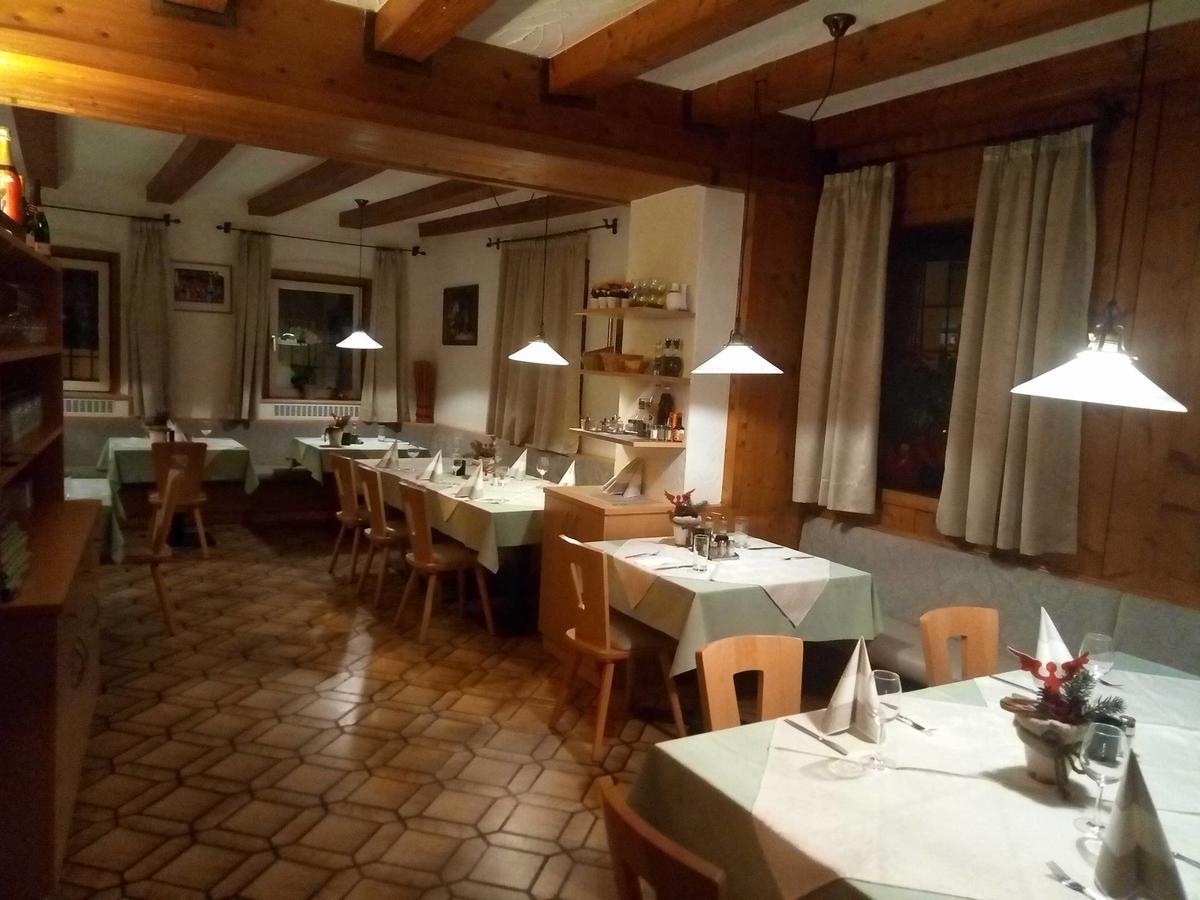 Gasthof Mondschein Hotell Merano Exteriör bild