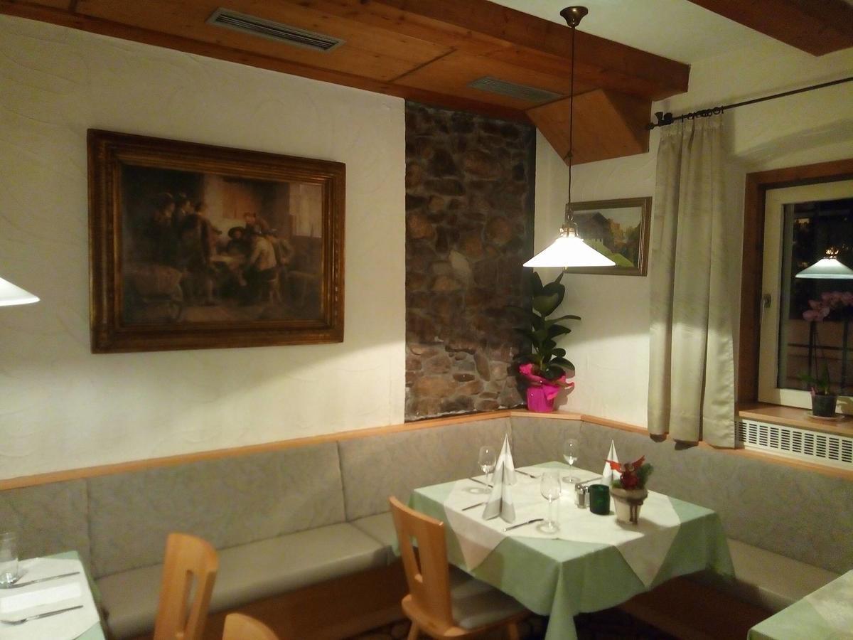 Gasthof Mondschein Hotell Merano Exteriör bild