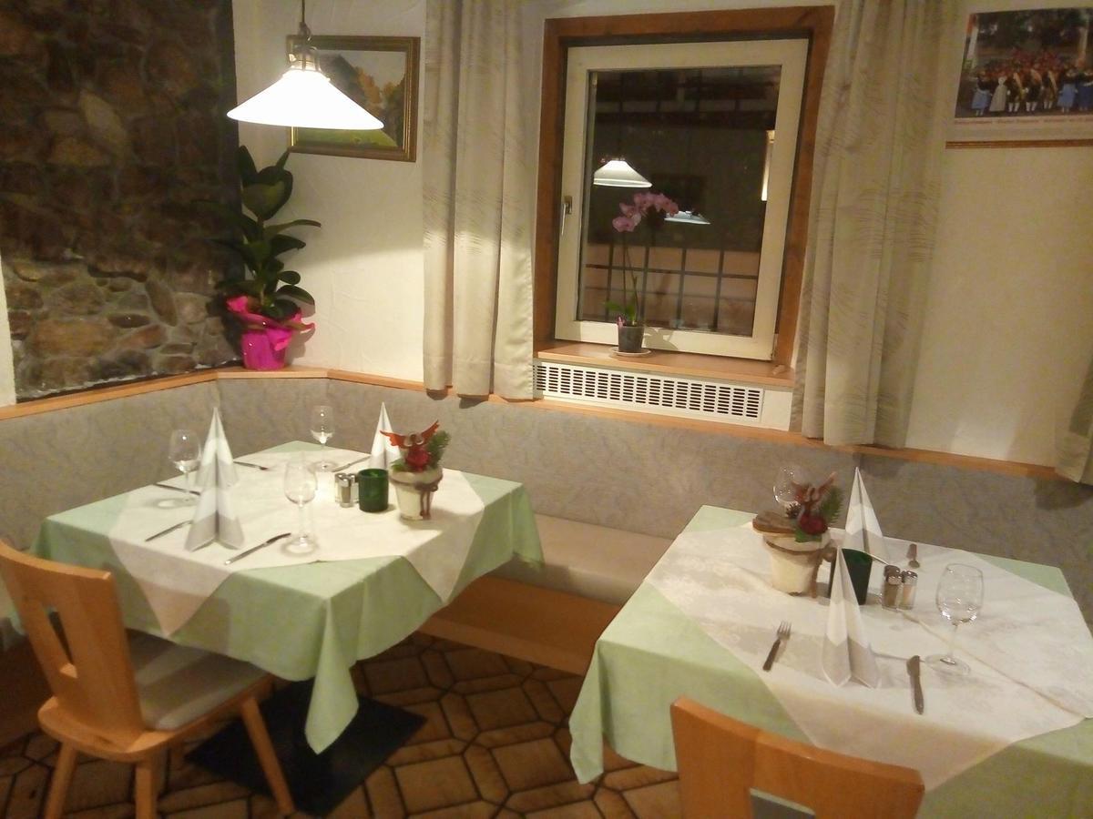 Gasthof Mondschein Hotell Merano Exteriör bild
